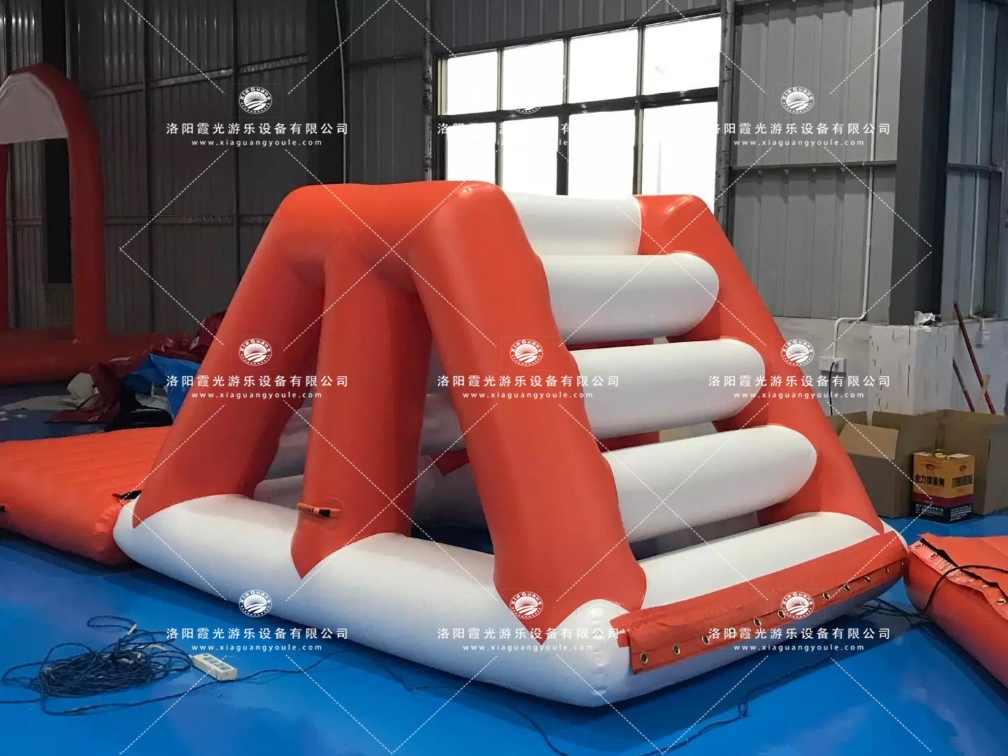 信宜水上闯关设施